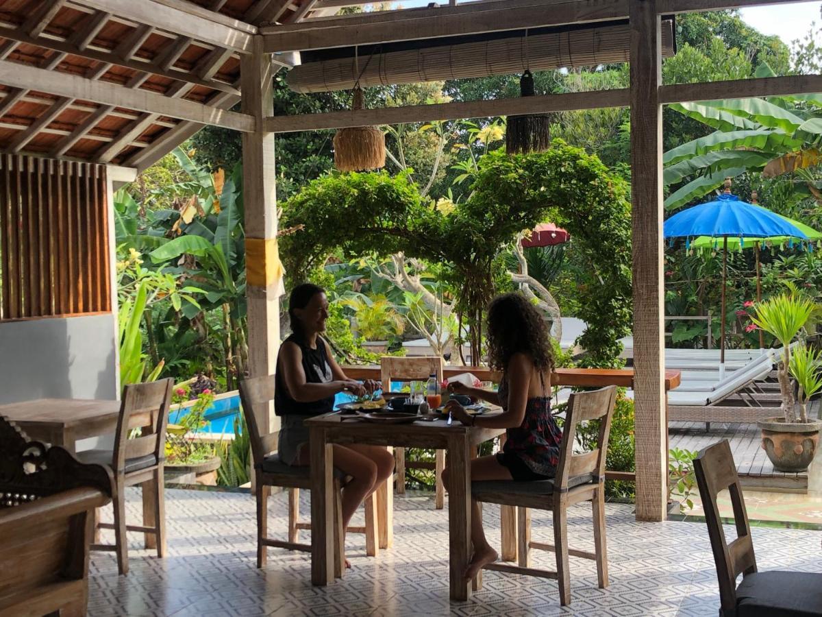 Le Biu garden View Hotel Lembongan Buitenkant foto