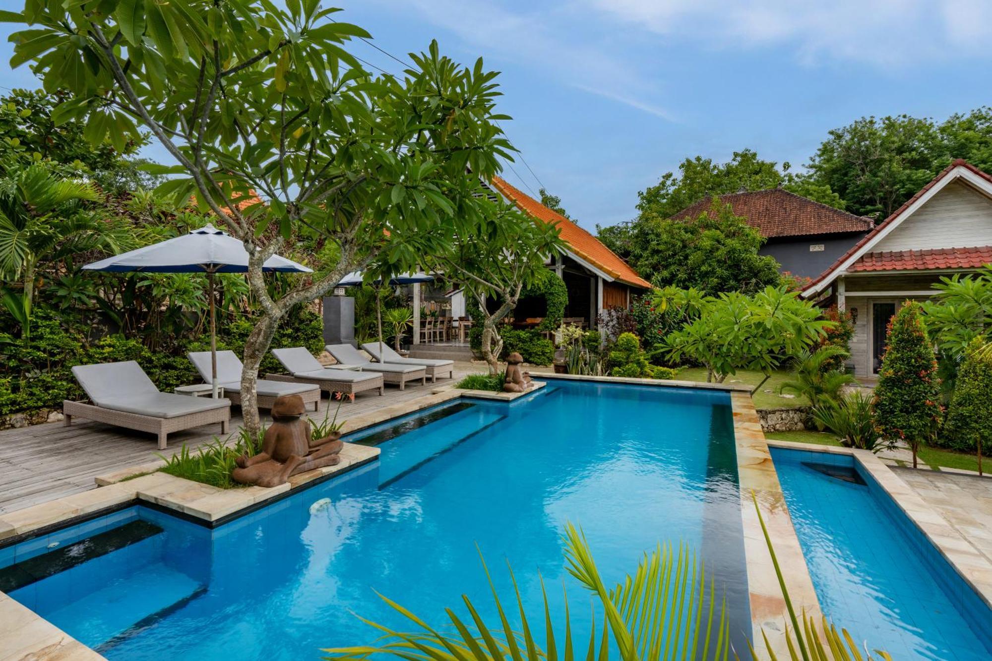 Le Biu garden View Hotel Lembongan Buitenkant foto