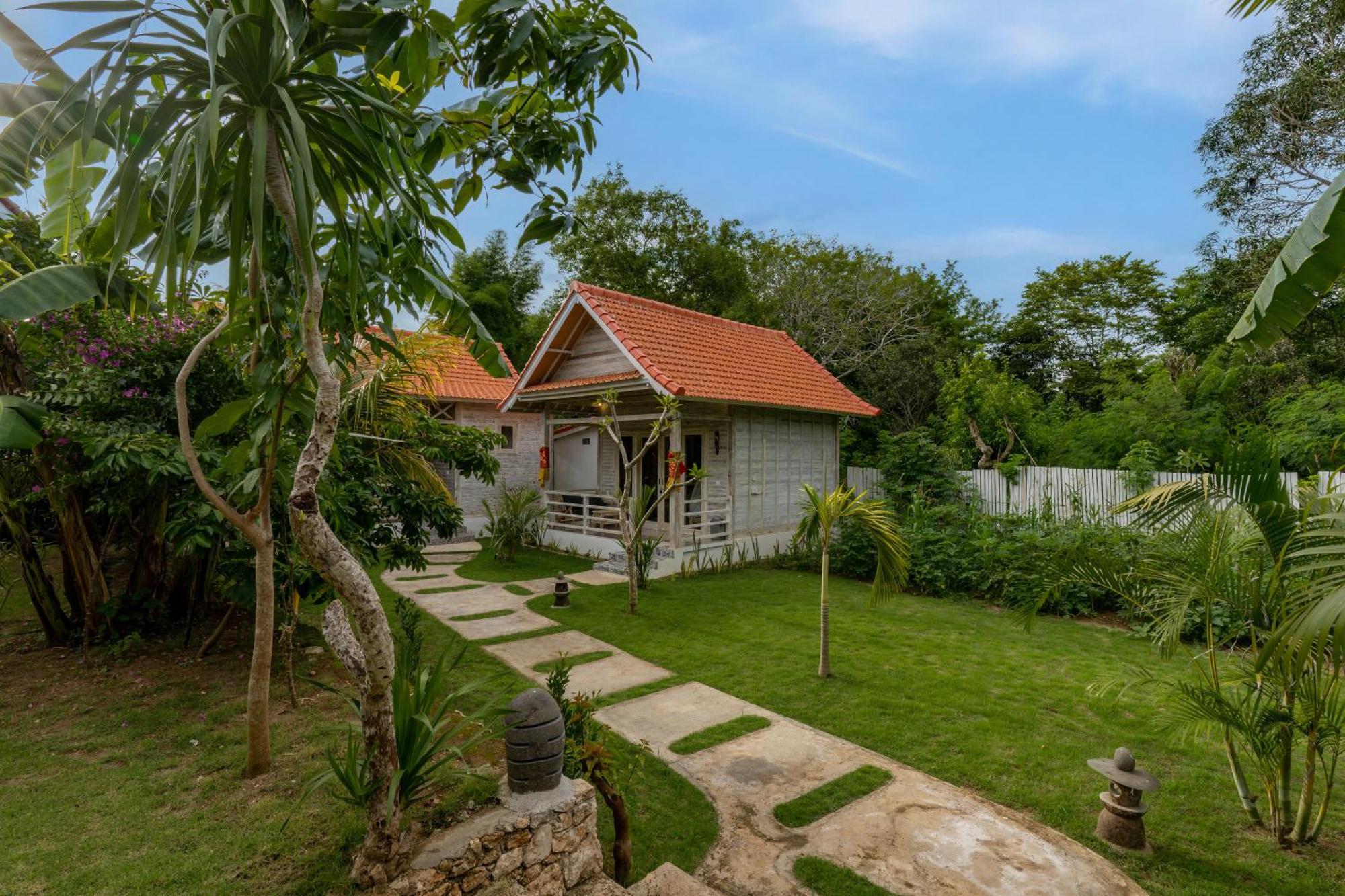 Le Biu garden View Hotel Lembongan Buitenkant foto