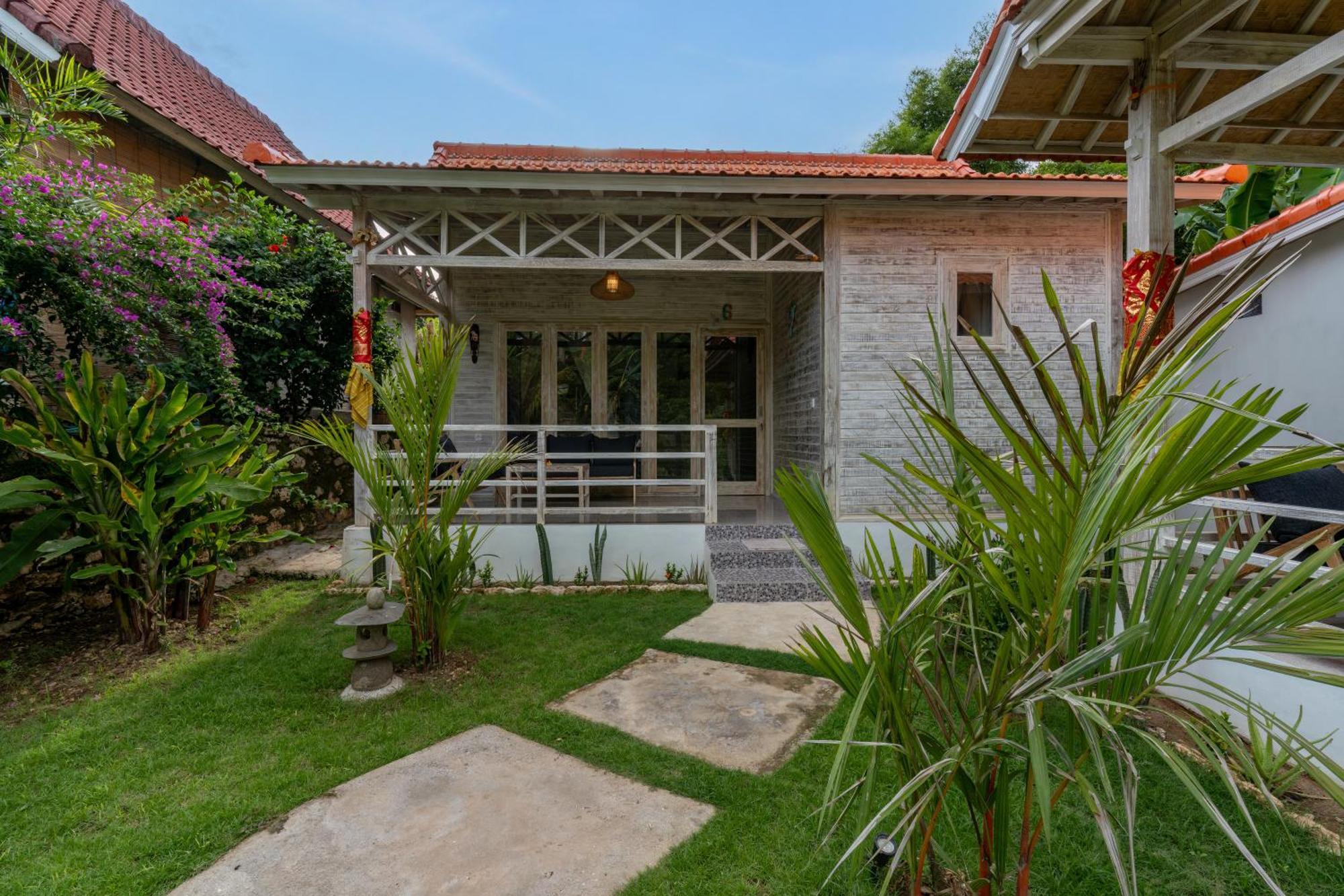 Le Biu garden View Hotel Lembongan Buitenkant foto