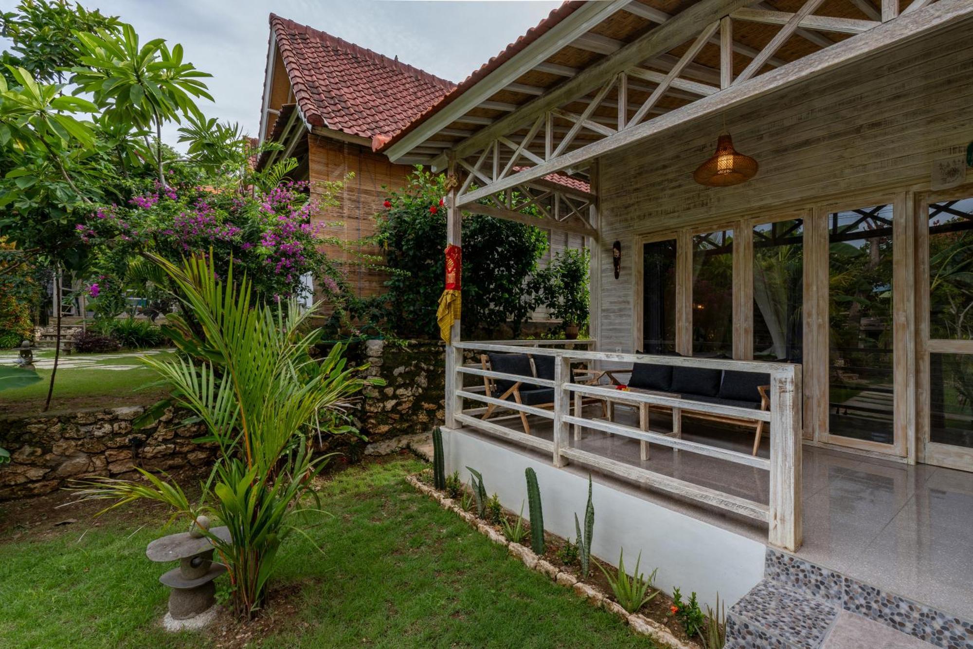 Le Biu garden View Hotel Lembongan Buitenkant foto