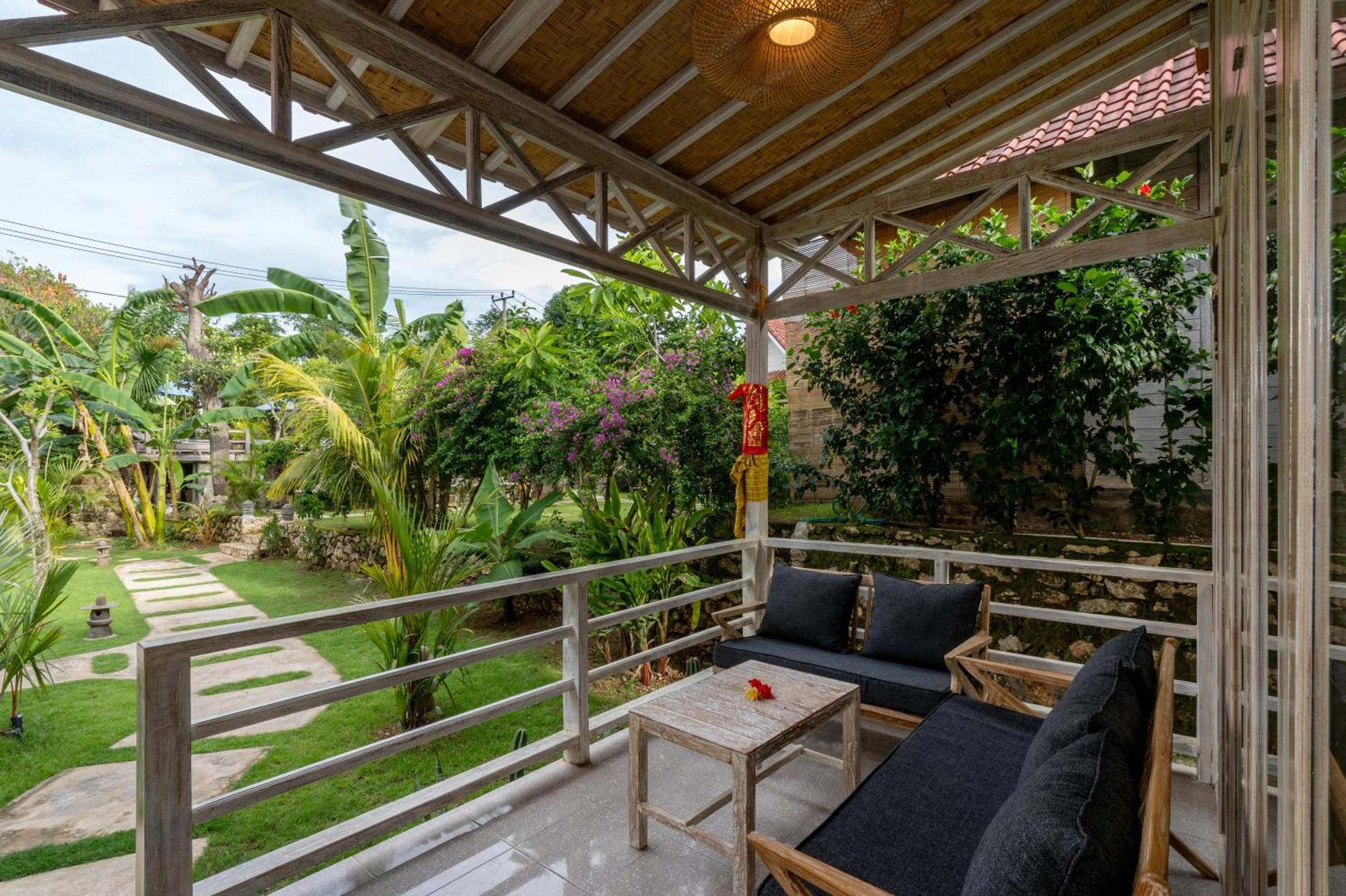 Le Biu garden View Hotel Lembongan Buitenkant foto