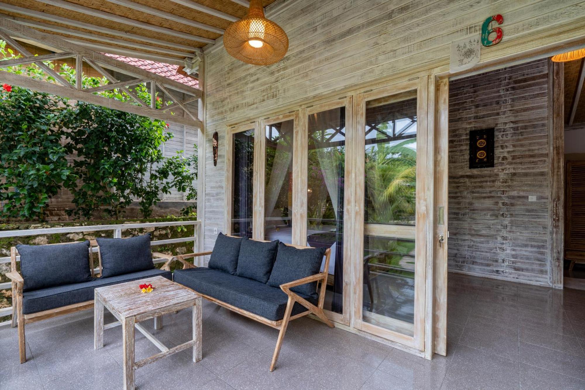 Le Biu garden View Hotel Lembongan Buitenkant foto