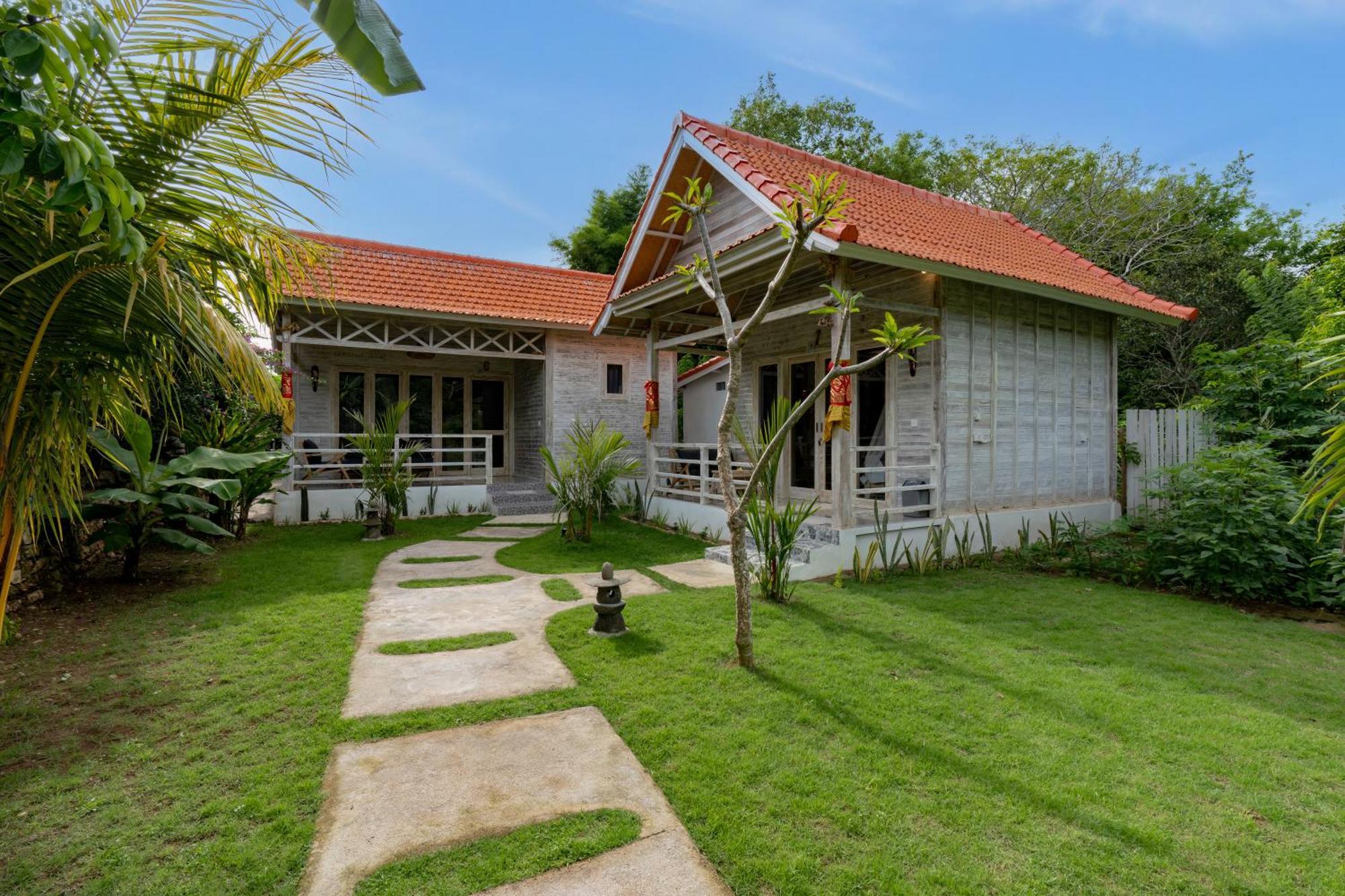 Le Biu garden View Hotel Lembongan Buitenkant foto